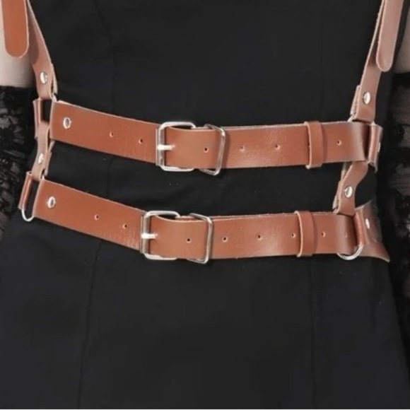Brown Studded Decor Square Buckle Harness Belt - Picture 2 of 4